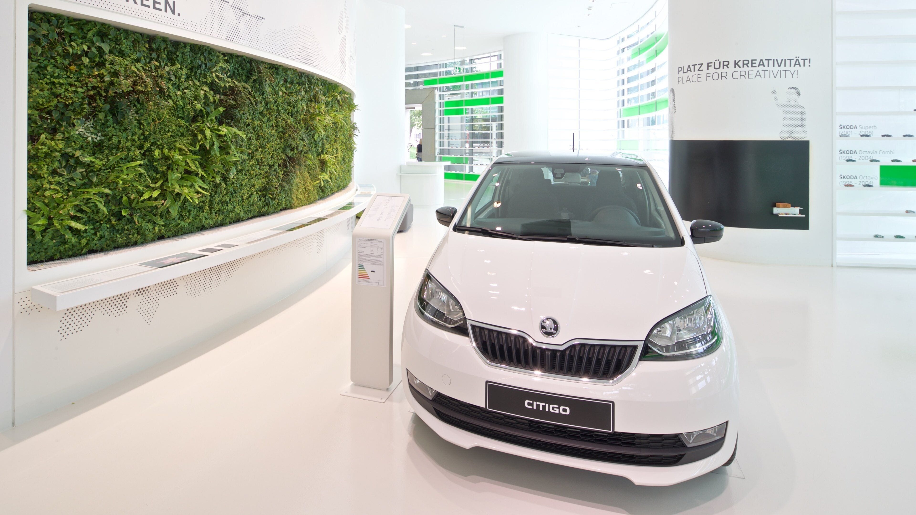 Volkswagen Autostadt-komplekset fasiliteter samt innendørs