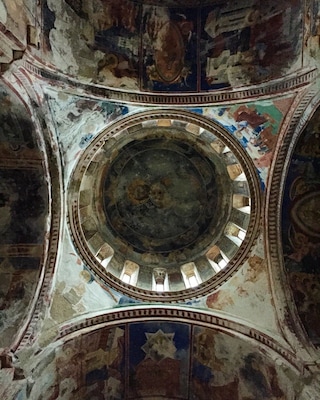 A beautiful church. Beautiful frescoes all over. I was the only one there at the time, it was very quiet.