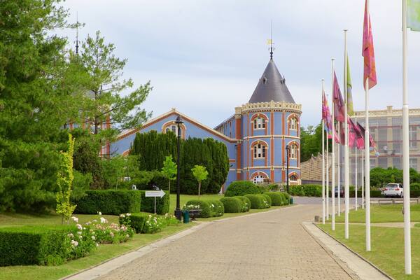 Reims presenterar en park och historiska element