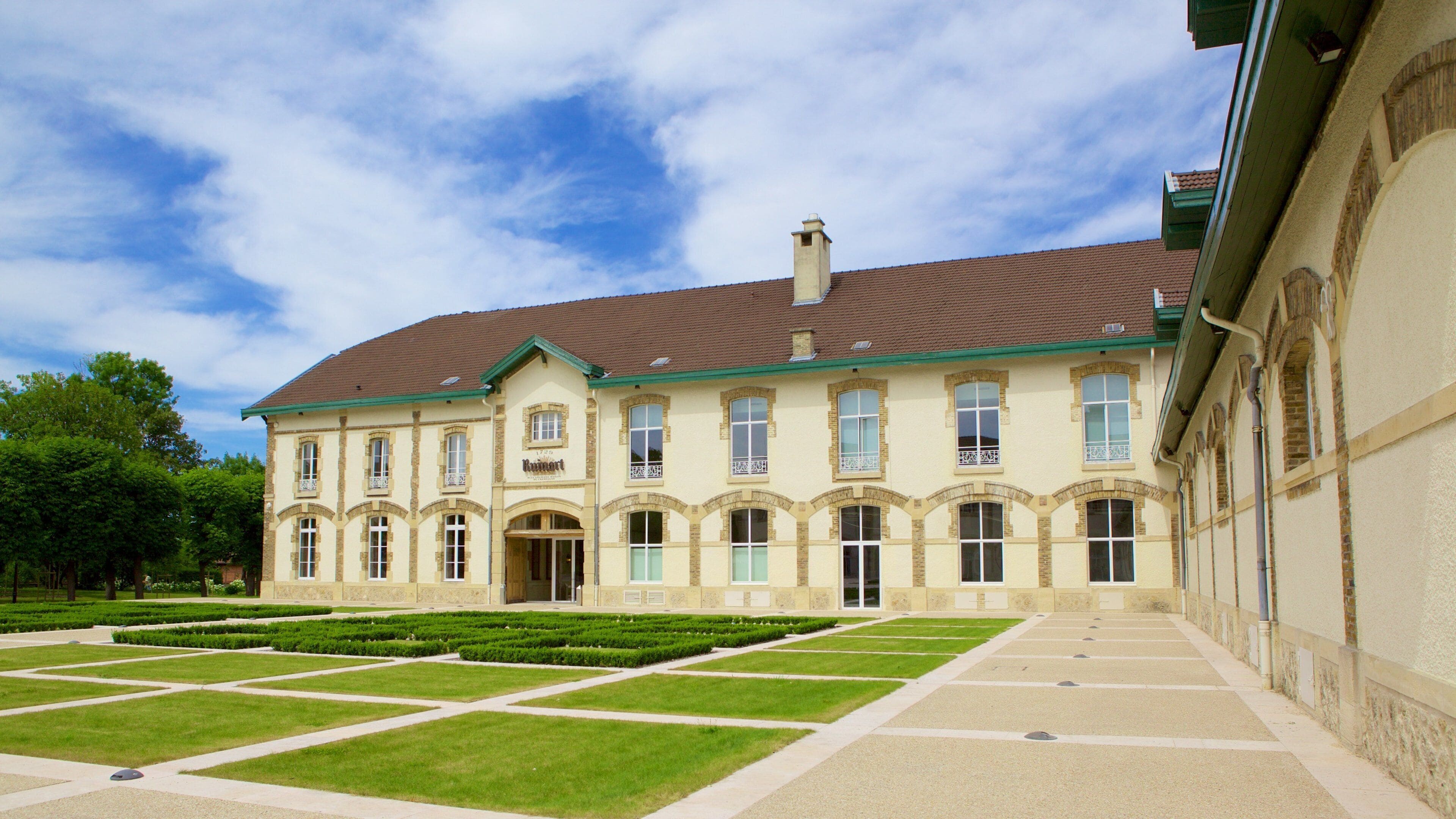 修納爾香檳酒莊 呈现出 懷舊元素 和 公園