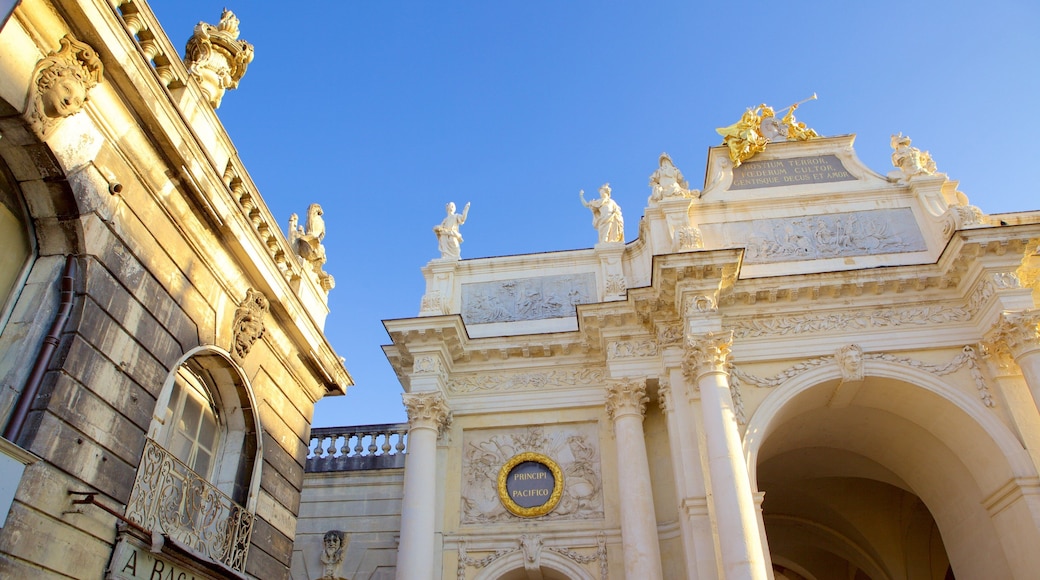 Place Stanislas montrant patrimoine historique et patrimoine architectural