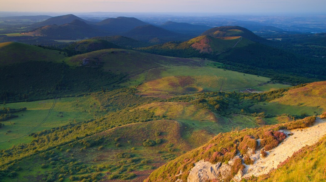 Puy de Dome showing landscape views and tranquil scenes