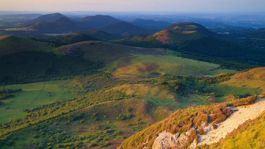 Puy de Dome showing tranquil scenes and landscape views