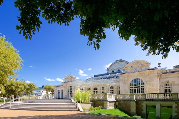 Vichy johon kuuluu vanha arkkitehtuuri