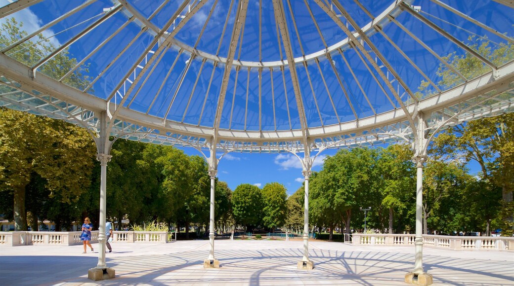 Vichy aussi bien que couple