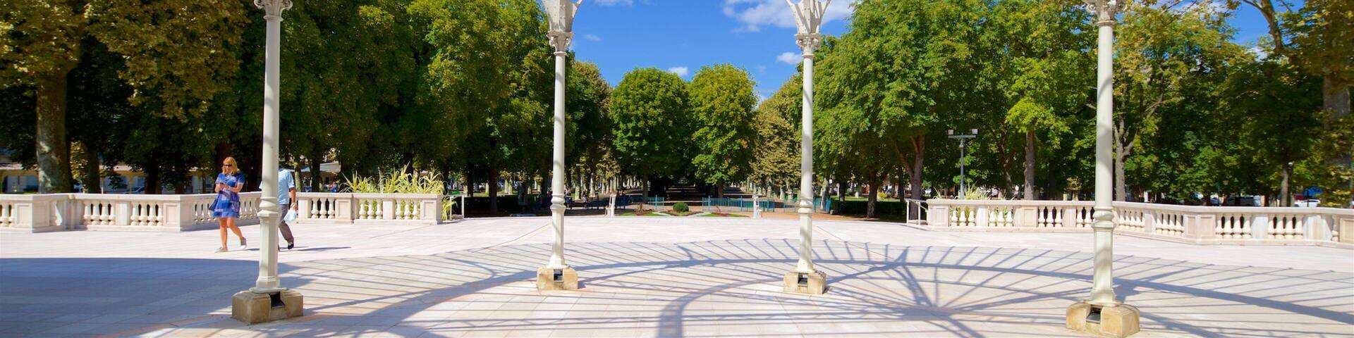 Vichy as well as a couple