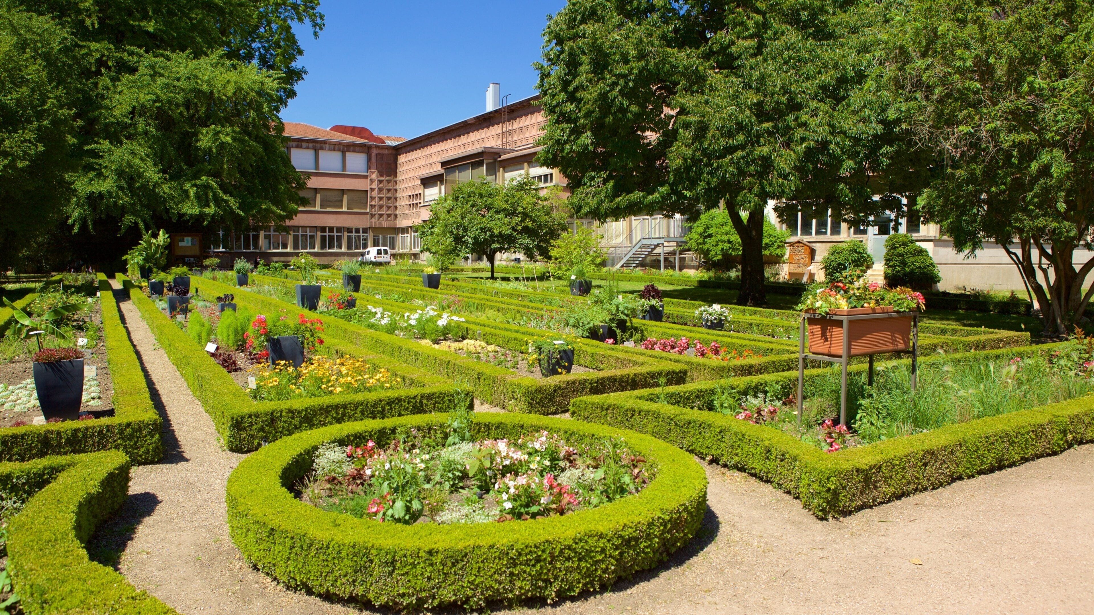 Musee Aquarium de Nancy som viser en have