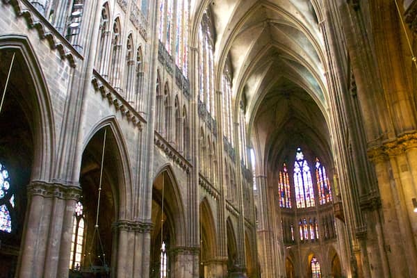 Metz Cathedral which includes a church or cathedral, interior views and heritage architecture