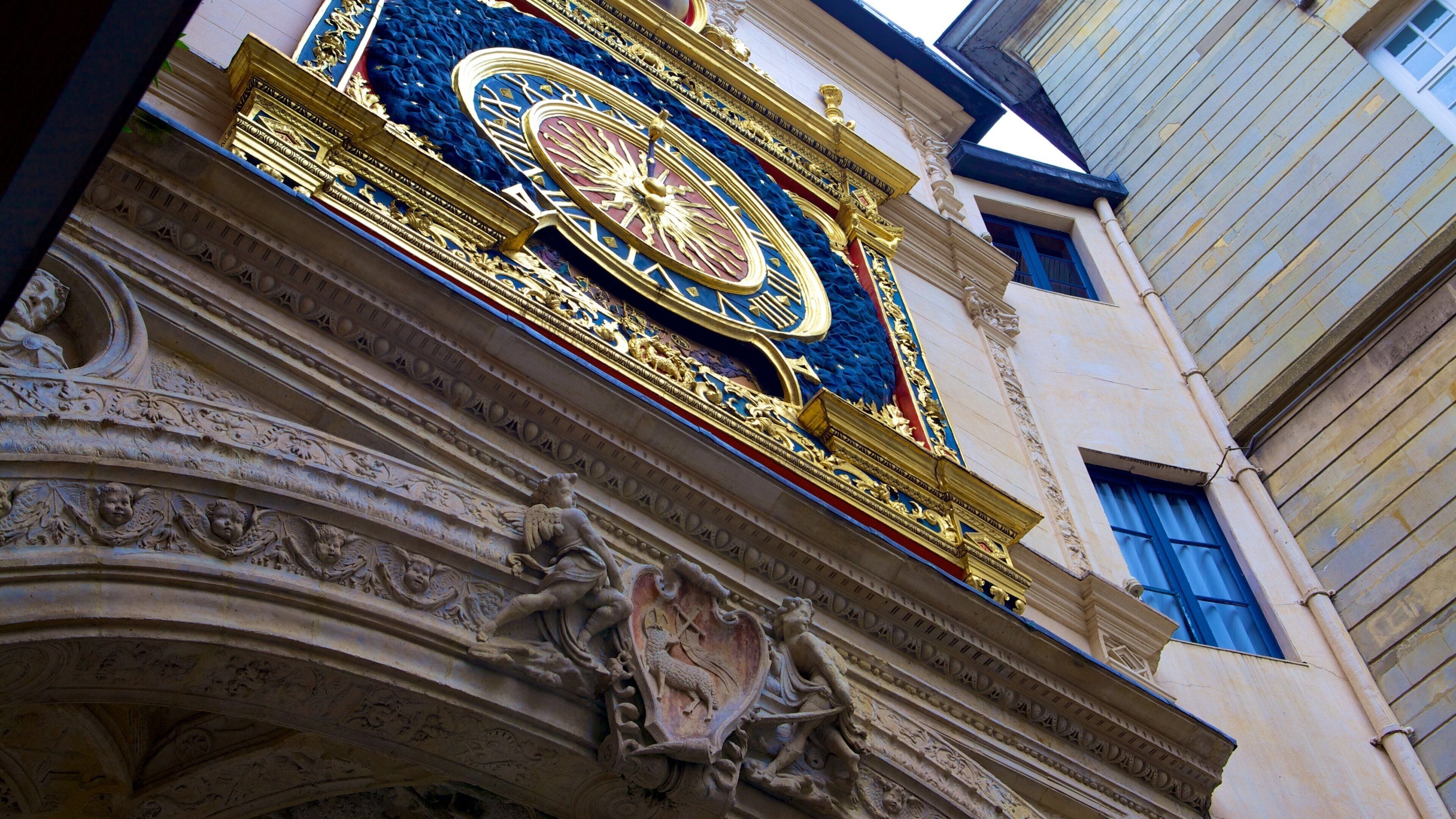 Gros Horloge which includes heritage architecture