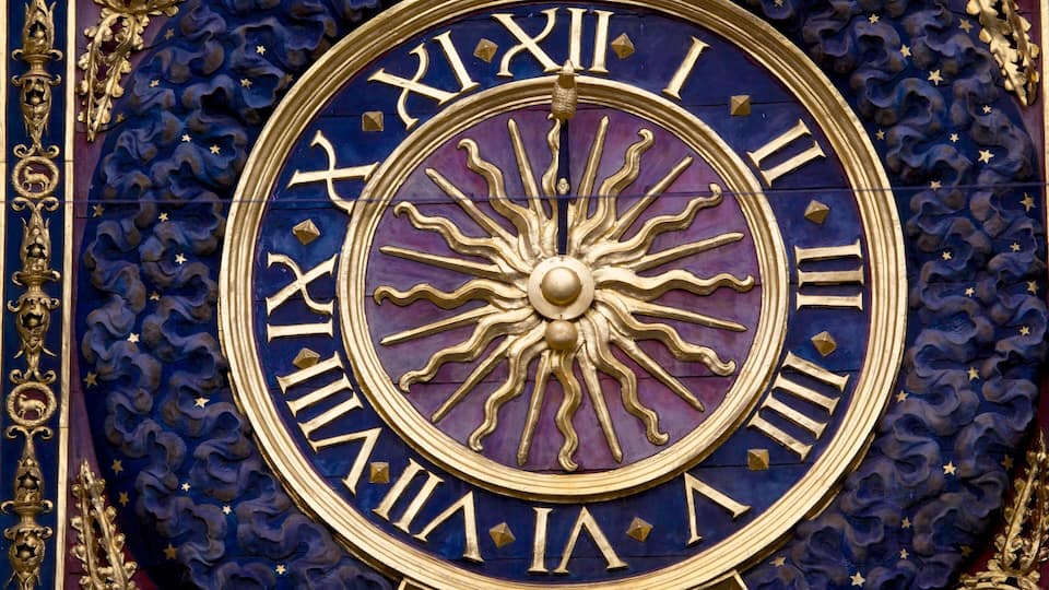 Gros Horloge which includes art