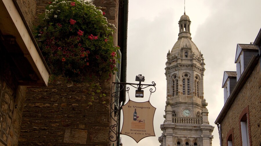 St. Gervais Basilica which includes heritage architecture and heritage elements