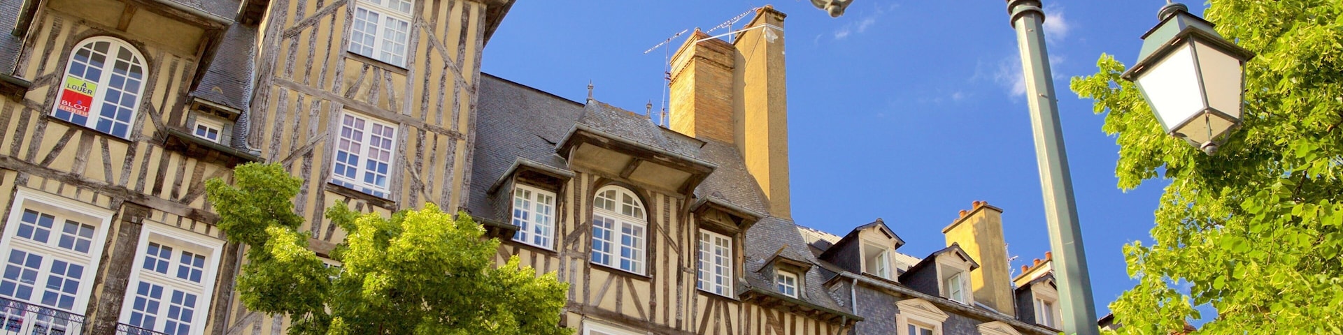 Place des Lices mostrando uma casa