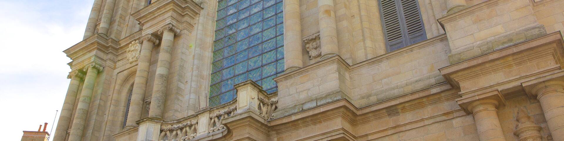 Rennes Cathedral showing heritage architecture, heritage elements and a church or cathedral