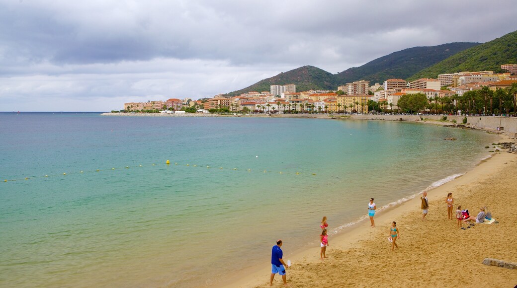 St. Francois strand som viser strand, kyst og kystby