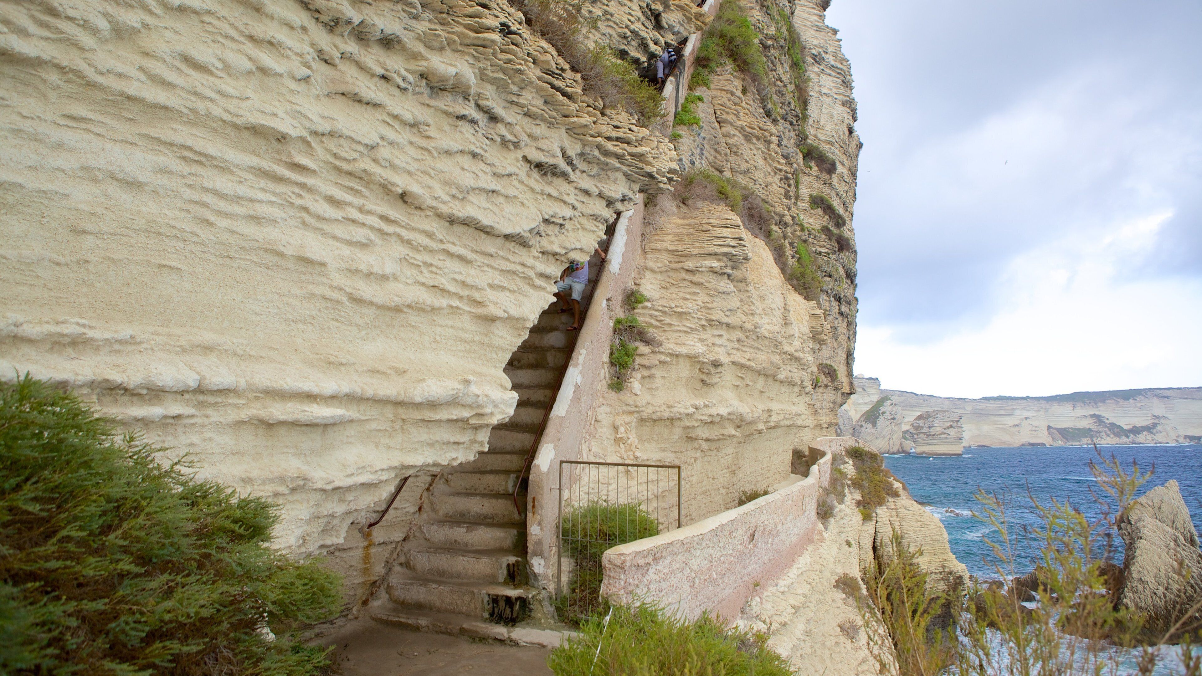 Escalier du Roi d\'Aragon showing rocky coastline