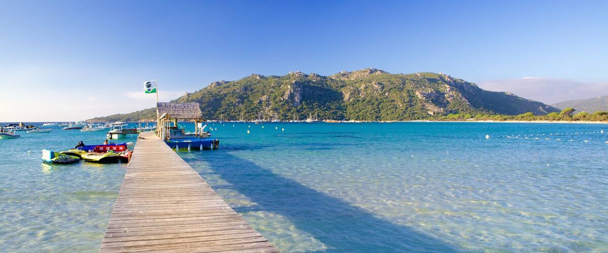 Santa Giulia Beach which includes general coastal views