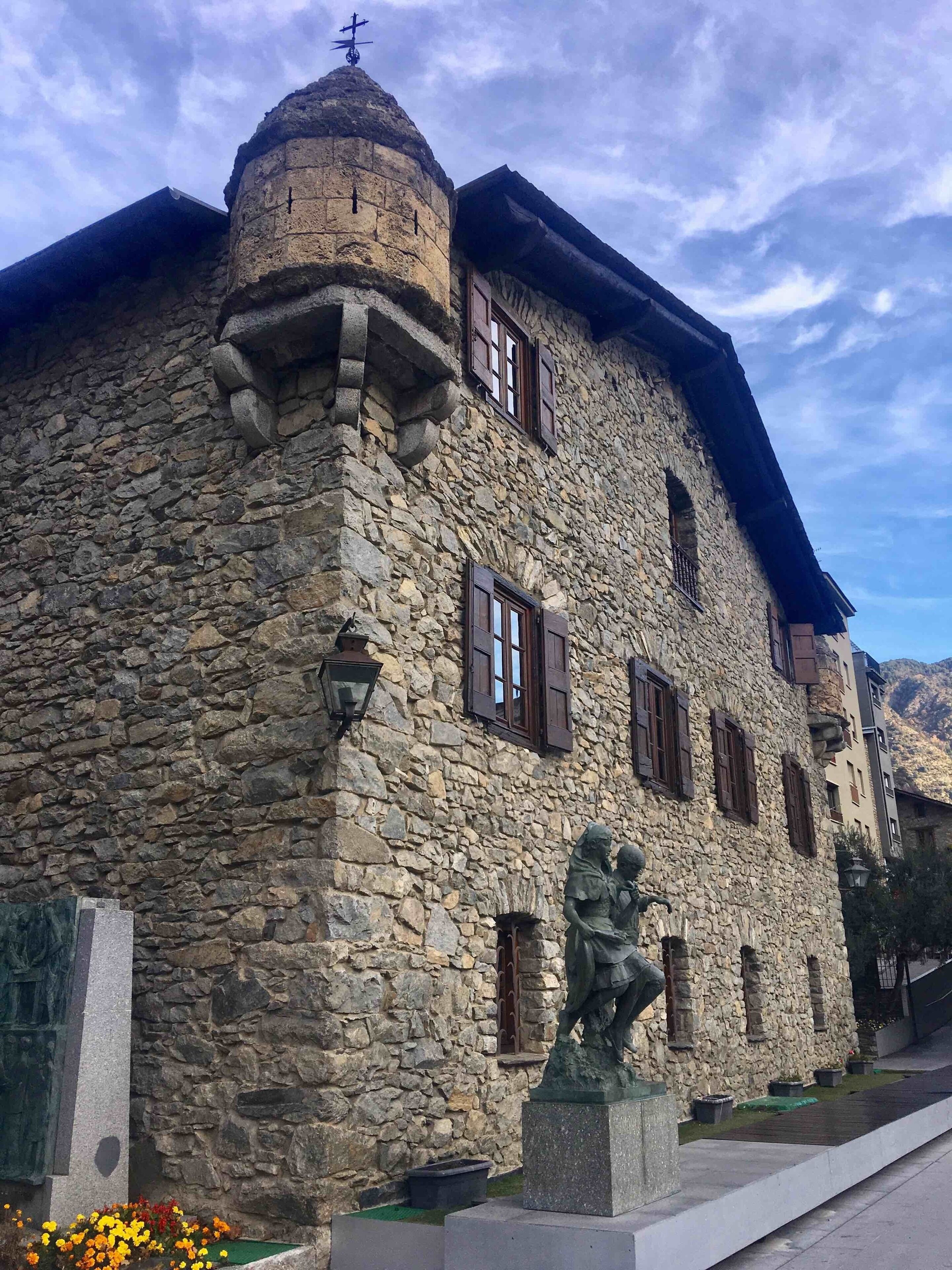 Old Andorran Parliament and Court House, Andorra La Vella. Built in 1580 as a fortress of the Busquet family.
More on Andorra: 
https://wp.me/p7CVI8-1Mc
#andorra #andorralavella @andorralovers @andorraworld @goandorra #travel #traveling #travelling #mariadasstheworld @mariadasstheworld