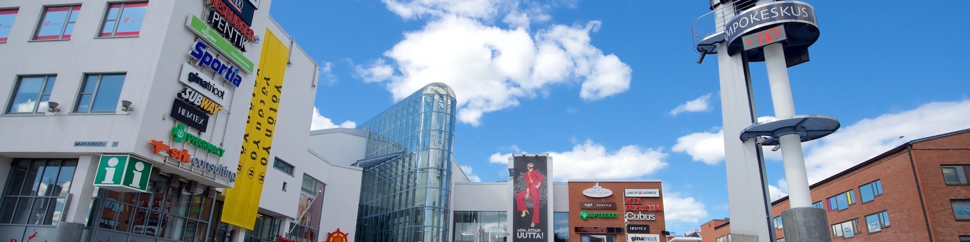 Praça Lordi caracterizando sinalização, distrito comercial central e compras