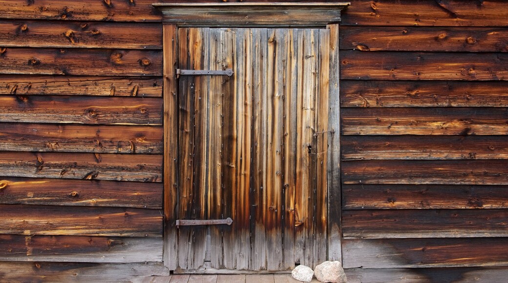 Pielpajarvi-ødemarkskirken og byder på en kirke eller en katedral og kulturarvsgenstande