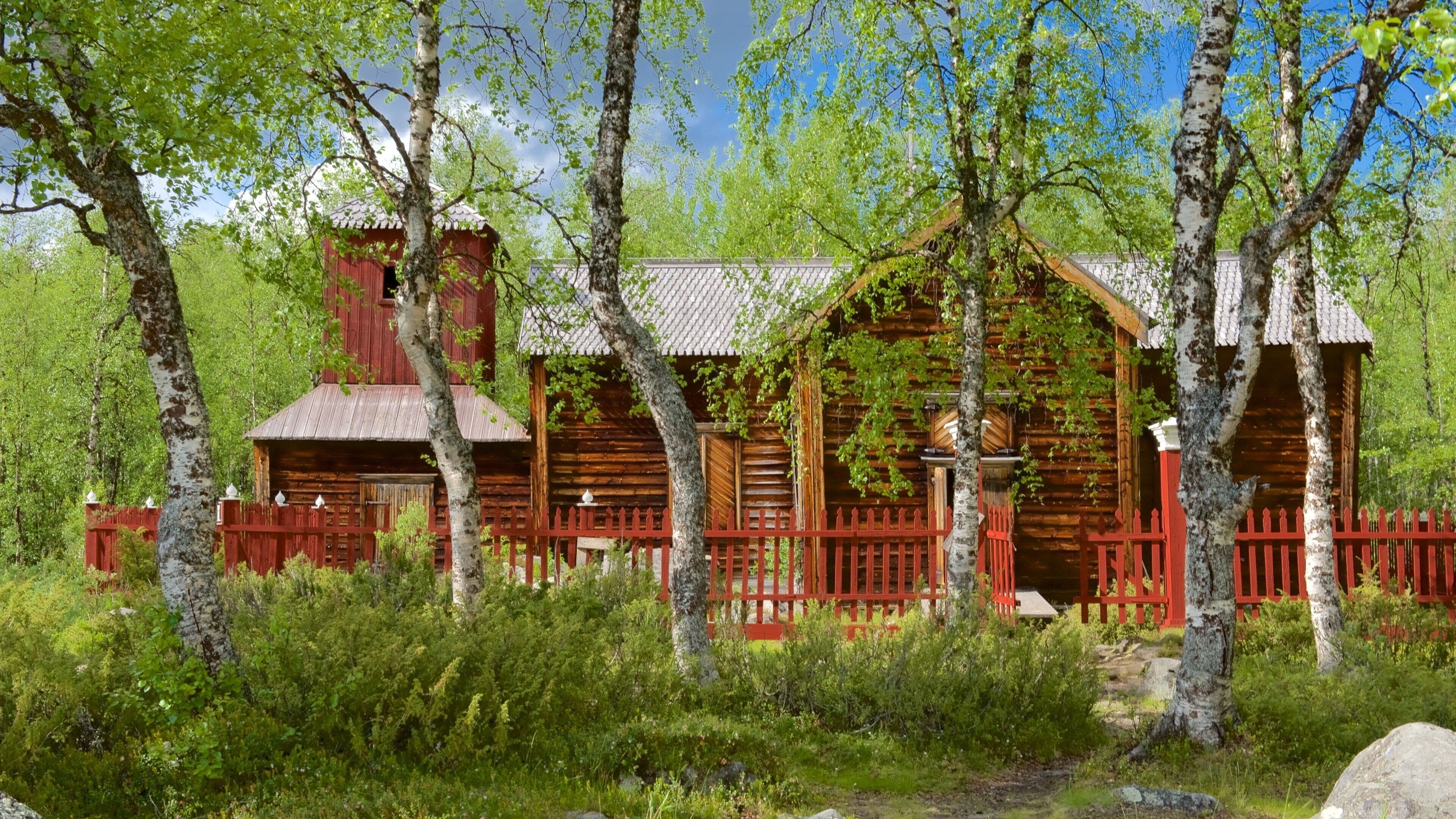 Pielpajarvi-ødemarkskirken og byder på en kirke eller en katedral og fredfyldte omgivelser