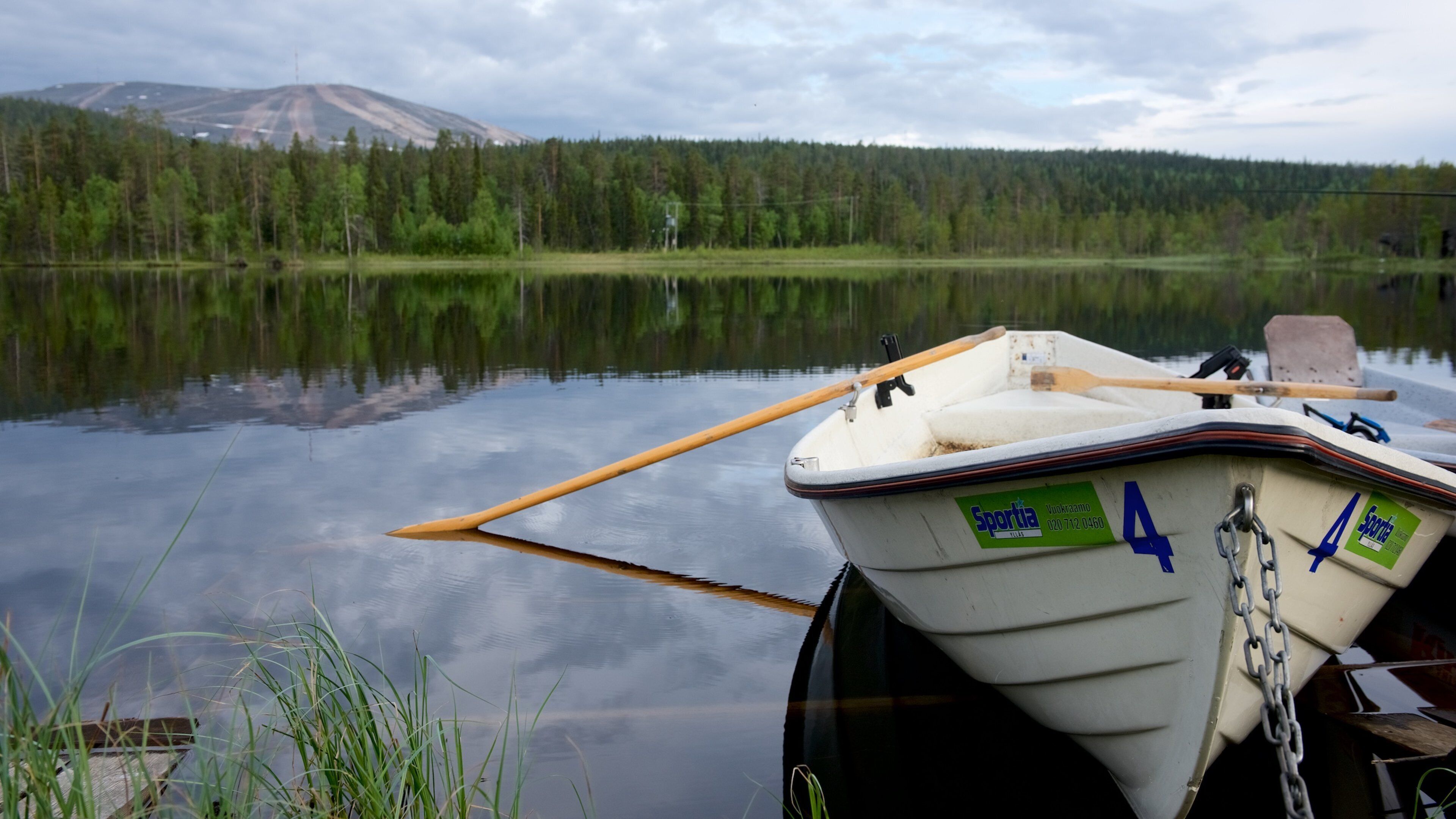 Parco Nazionale di Pallas-Yllastunturi caratteristiche di kayak o canoa, fiume o ruscello e paesaggi rilassanti