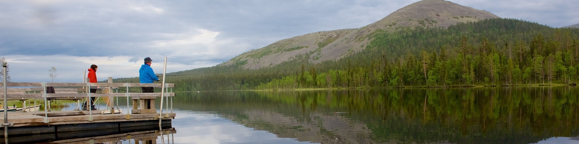 Pallas-Yllastunturi National Park which includes a river or creek, views and mountains