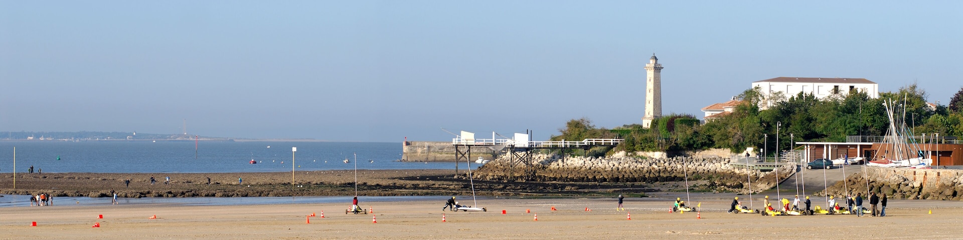 Beach of Saint Georges de Didonne in France, Shutterstock ID 18706501, Purchase Order: SP-1394 HA Batch 3 Part 1, Order Number: , Client/Licensee: HomeAway, Other: To be paid with HA budget