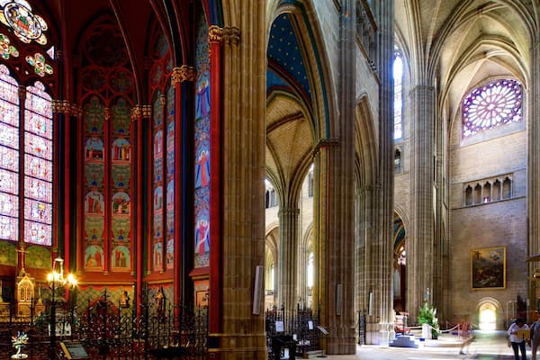 Cathédrale de Limoges mettant en vedette église ou cathédrale, vues intérieures et patrimoine historique