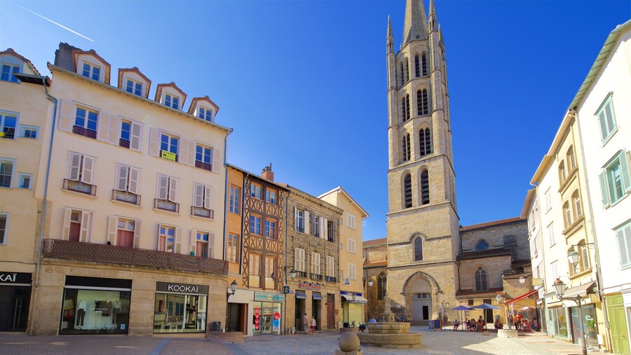 Church of St-Michel-des-Lions showing heritage architecture and a square or plaza
