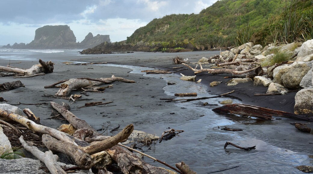 Tauranga Bay, near Cape Foulwind on the West Coast