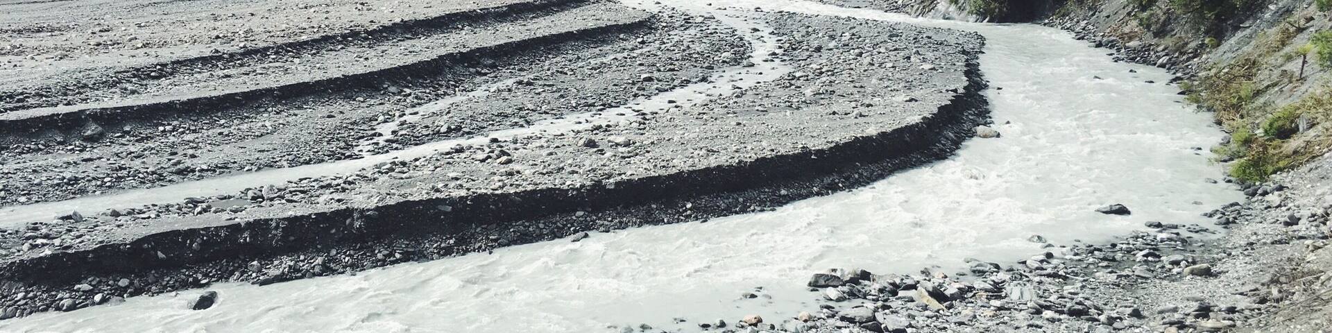 Unreal walk to the base of the glacier in NZ. A must do