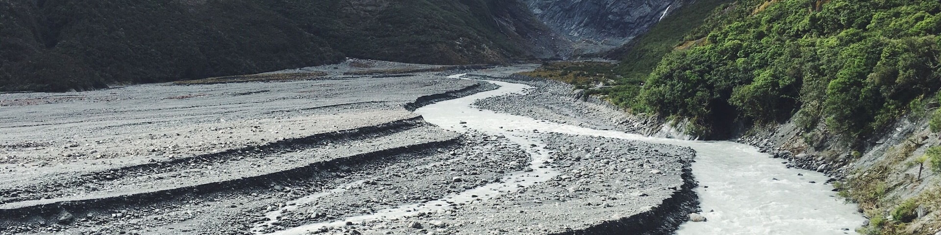 Unreal walk to the base of the glacier in NZ. A must do