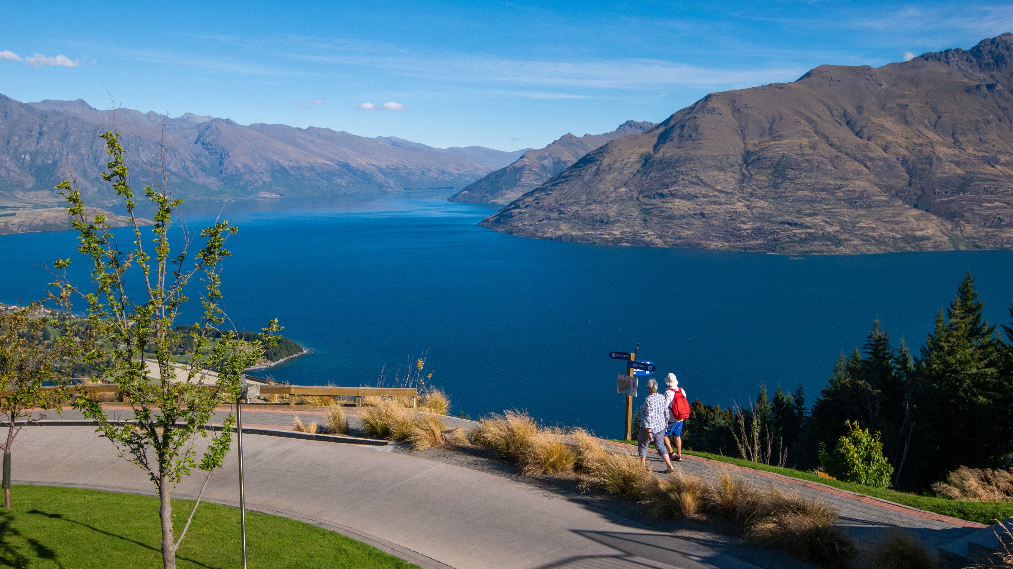 Bob\'s Peak featuring landscape views, a river or creek and mountains