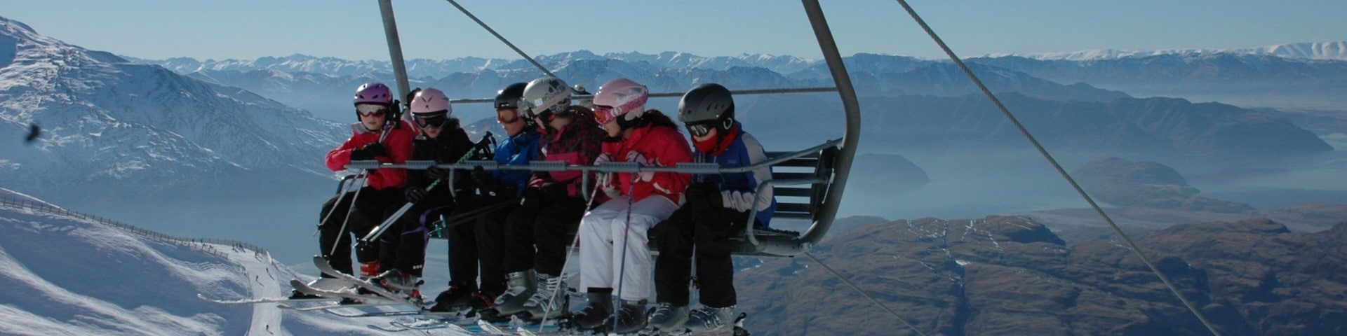 ํธ๋ ๋ธ์ฝ ์ด ํฌํจ ์ค๋
ธํด๋ง, ๋ ๊ณผ ๊ณค๋๋ผ