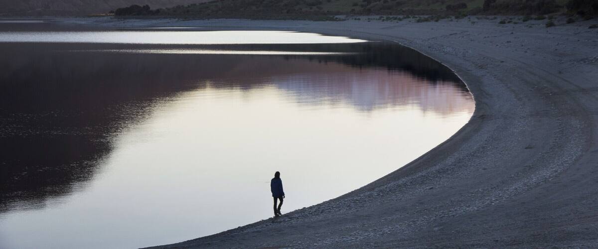 This is lake Hawea. It is the lake next to lake Wanaka and if you are there around sunset and there is no wind you can take these kind of photo's. There is also a camping ground on the other side of the lake.
#BvSApplication