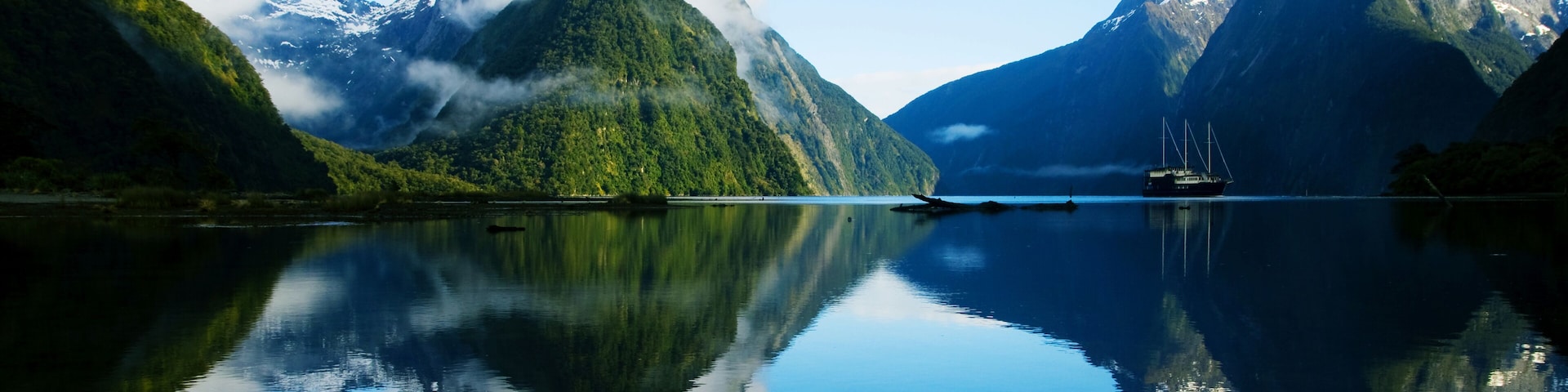 Milford Sound, Fiordland, New Zealand