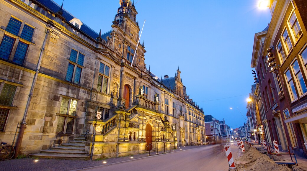 Stadhuis featuring street scenes and heritage architecture