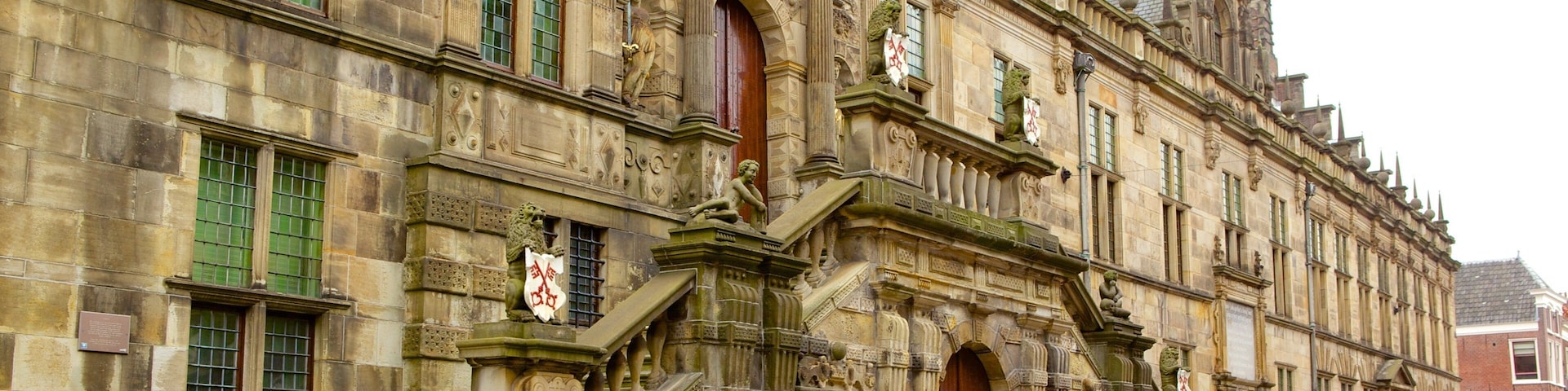 Waag which includes heritage architecture