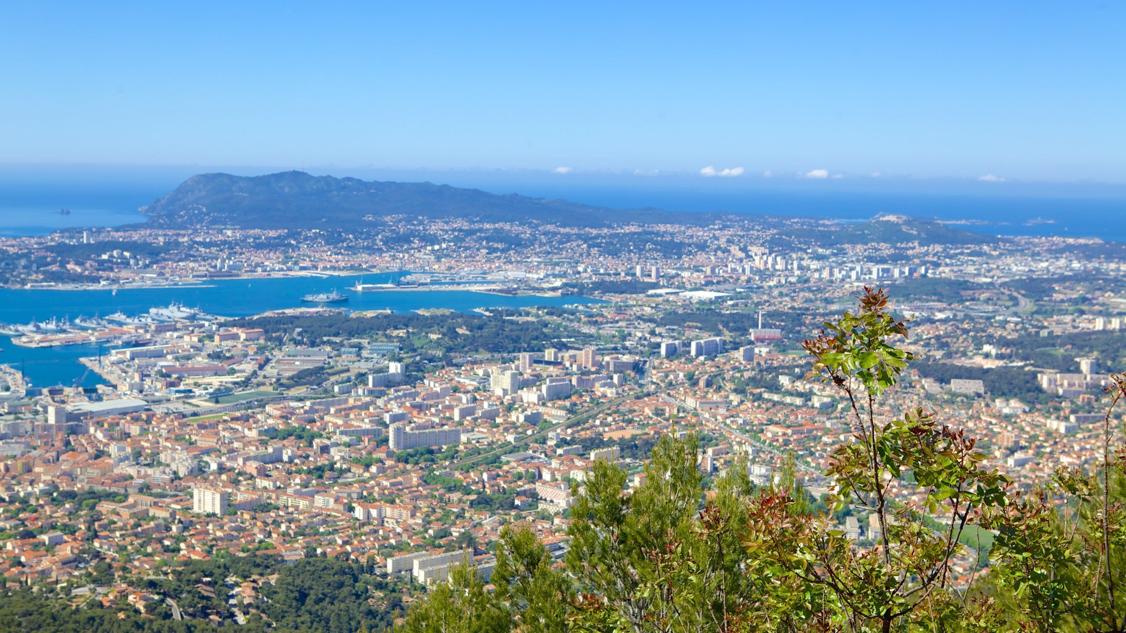 Toulon - Hyeres featuring landscape views and a city