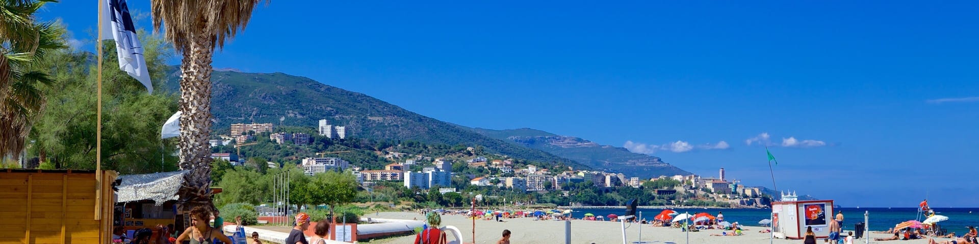 L\'Arinella Beach featuring a sandy beach