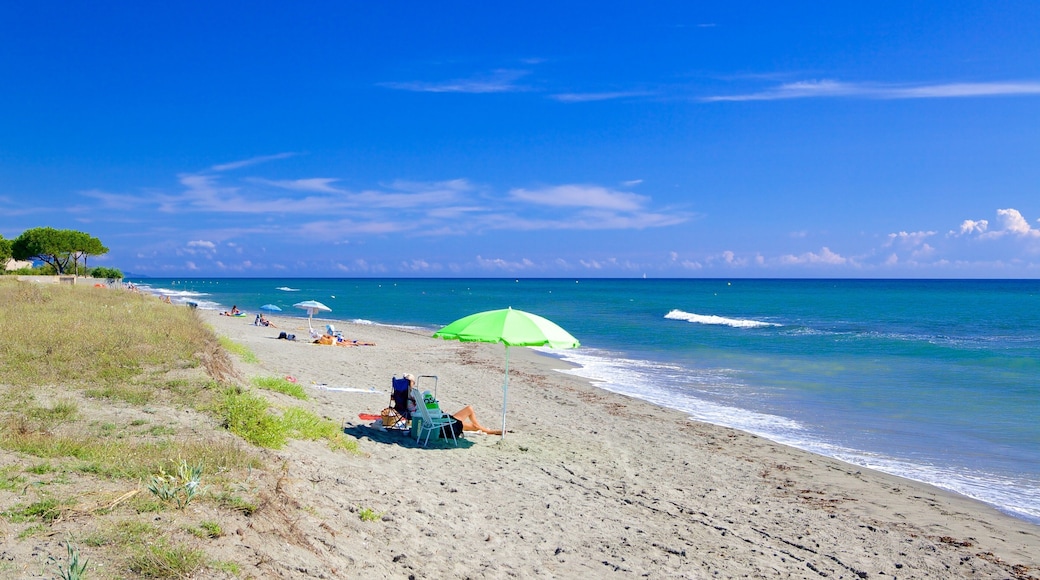 La Marana strand som inkluderer sandstrand