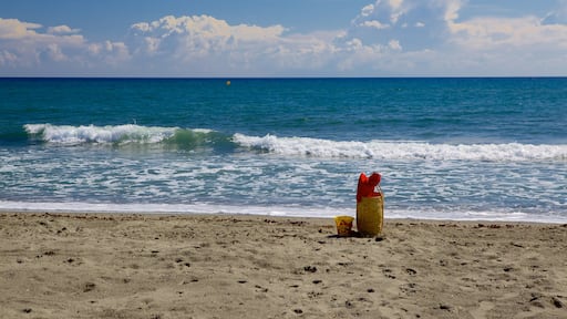 La Marana Beach showing a sandy beach