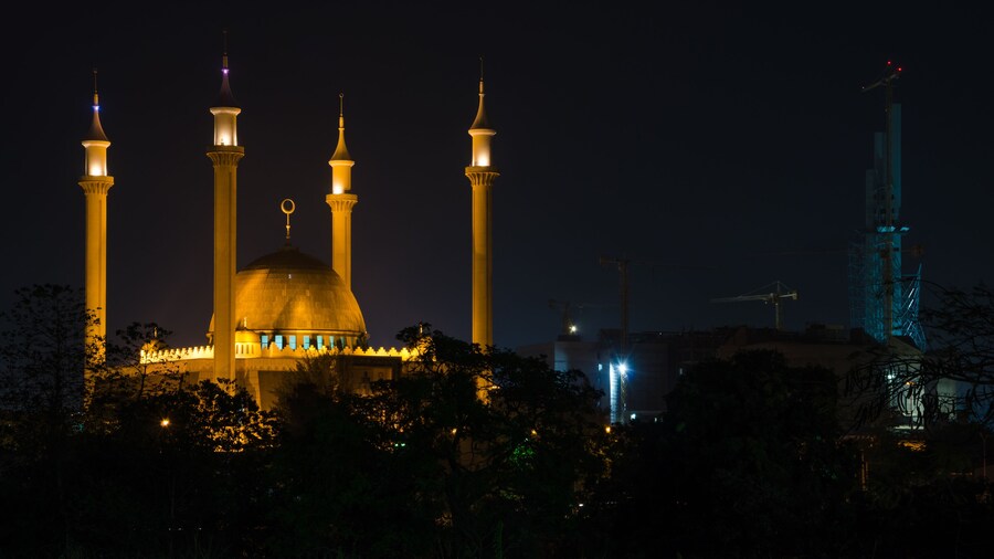 Nigerian National Mosque (mezquita)