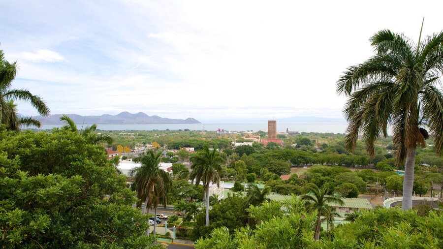 Monumento a Sandino og byder på udsigt over kystområde