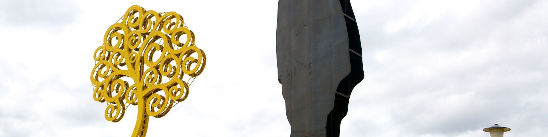 Monumento a Sandino caracterizando arte ao ar livre e um monumento