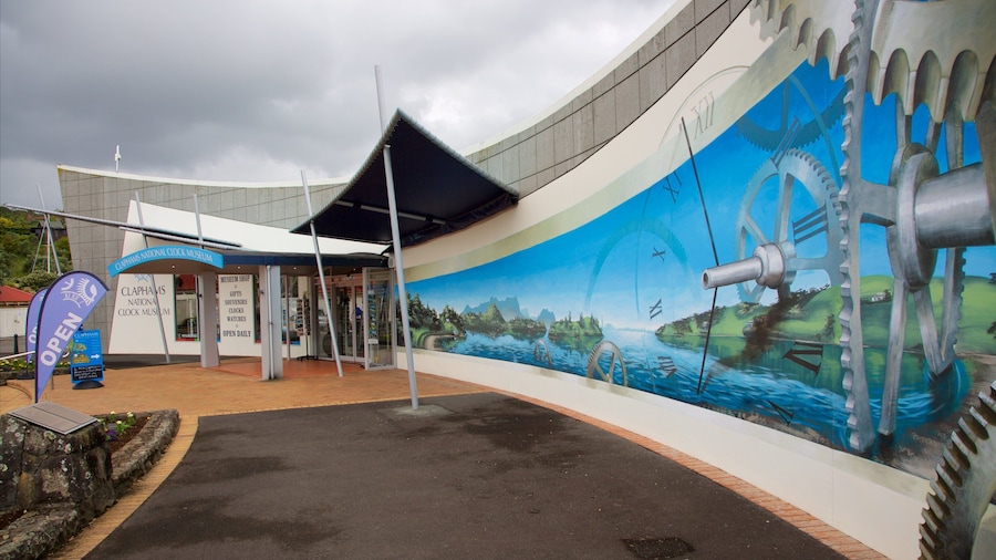 Claphams National Clock Museum which includes outdoor art