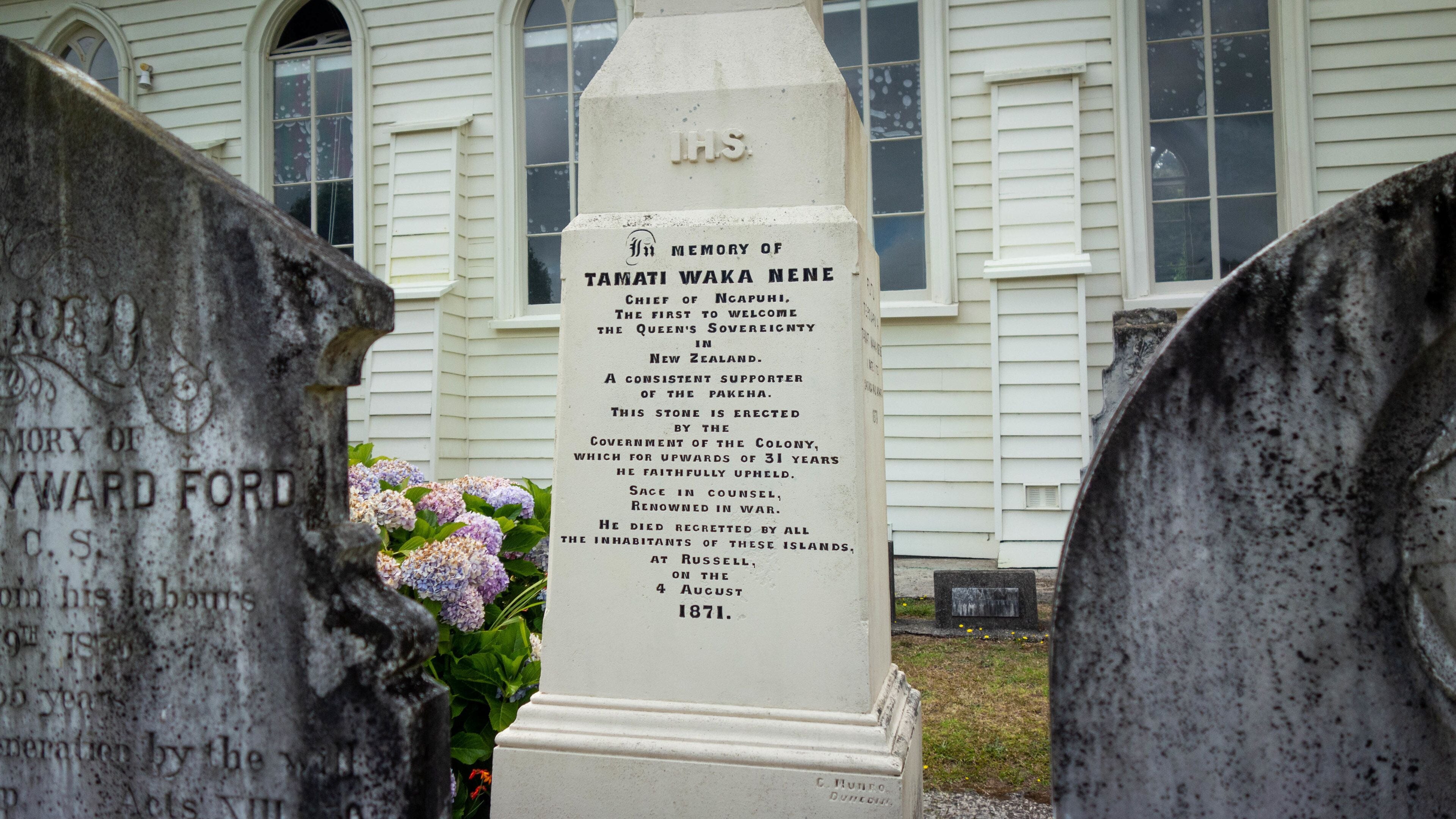 Russell Christ Church which includes a church or cathedral and a cemetery
