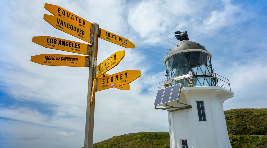 Cape Reinga Lighthouse showing a lighthouse and signage
