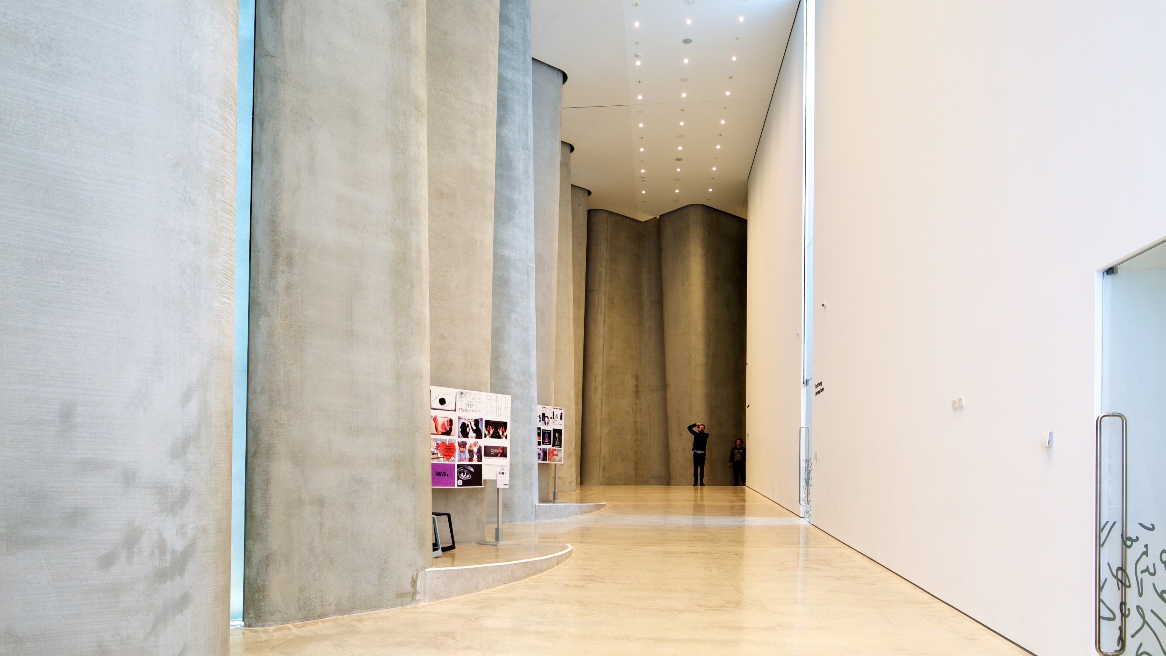 Govett-Brewster Art Gallery featuring interior views