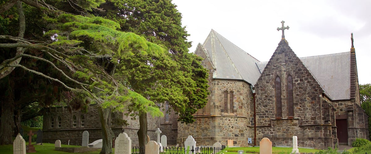 Saint Mary\'s Church showing a church or cathedral, heritage architecture and a cemetery